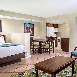 WorldMark Palm Aire — Sample Studio Unit