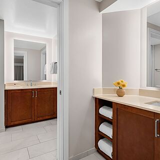 Marriott's BeachPlace Towers — Sample Bathroom