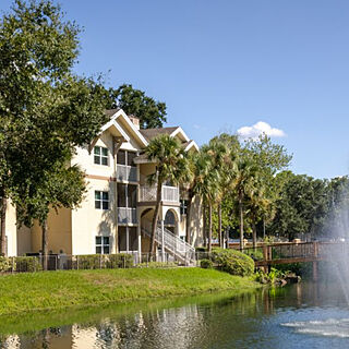 Sheraton Vistana Resort — Exterior With Water View