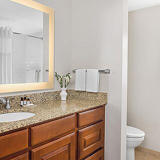 Marriott's Grande Vista — Sample Bathroom