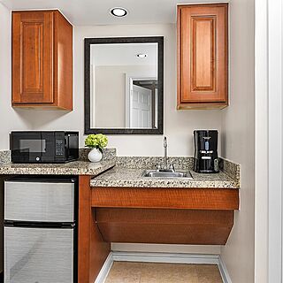Marriott's Grande Vista — Sample Kitchenette