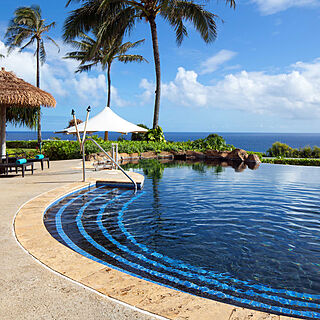 Westin Princeville Ocean Resort Villas — Infinity Pool Overlooking Ocean