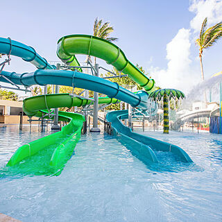 The Royal Sands — Water Slides and Kid's Water Area