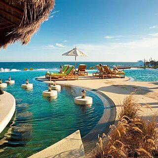 Grand Solmar Land's End Resort — Swim-Up Bar