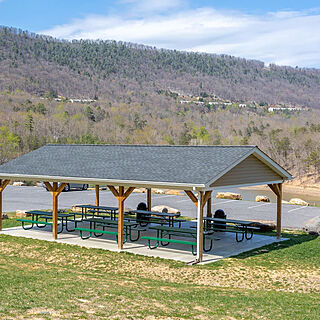 Massanutten's Mountainside Villas — Picnic and Grilling Area