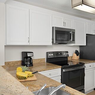 Marriott's Harbour Point and Sunset Pointe at Shelter Cove &mdash; Sample Kitchen