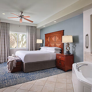 Sheraton Desert Oasis — Sample Bedroom