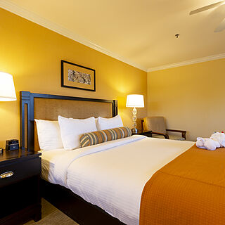Carlsbad Inn Beach Resort — Sample Bedroom