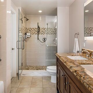 Marriott's Lakeshore Reserve — Sample Bathroom