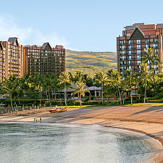 Aulani, a Disney Resort & Spa &mdash; Resort Beach