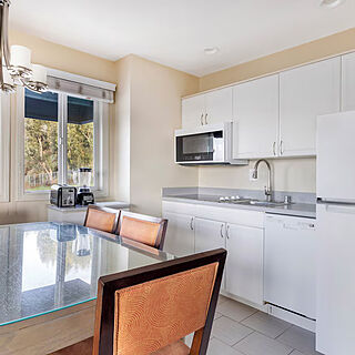 Riviera Beach & Shores, a Hilton Vacation Club — Sample Kitchen