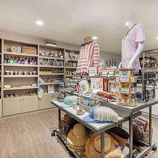 Riviera Beach & Shores, a Hilton Vacation Club — Gift Shop