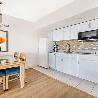 Riviera Beach & Shores, a Hilton Vacation Club — Sample Kitchen