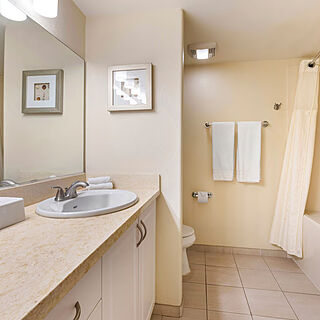 Riviera Beach & Shores, a Hilton Vacation Club — Sample Bathroom
