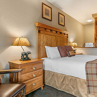 Big Cedar Wilderness Club &mdash; Sample Bedroom