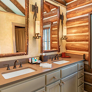 Big Cedar Wilderness Club &mdash; Sample bathroom