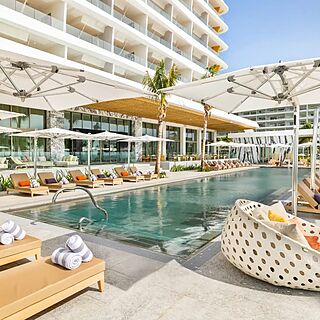 Hotel Mousai Cancun — Pool Area