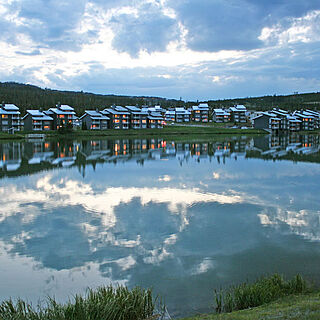 Lake Condominiums at Big Sky — Exterior