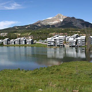 Lake Condominiums at Big Sky &mdash; Exterior