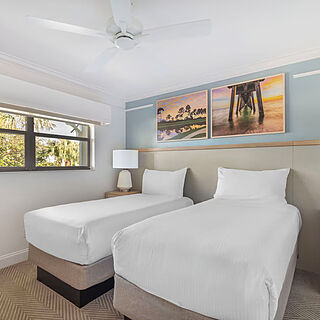Hilton Vacation Club Charter Club Naples Bay — Sample Bedroom