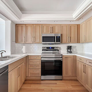 Hilton Vacation Club Charter Club Naples Bay — Sample Kitchen