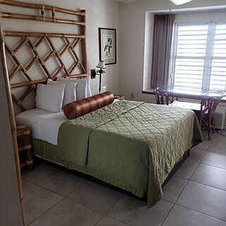 Lockout-Bedroom