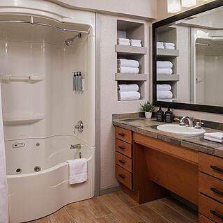 Sheraton Mountain Vista Villas — Sample One-Bedroom Villa Bathroom
