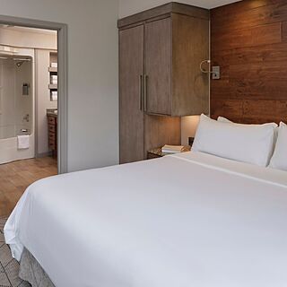 Sheraton Mountain Vista Villas &mdash; Sample One-Bedroom Villa Bedroom