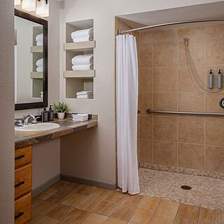 Sheraton Mountain Vista Villas — Sample Two-Bedroom Villa Bathroom