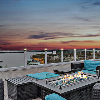 Branson's Nantucket — Rooftop Patio