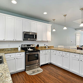 Branson's Nantucket — Sample Kitchen