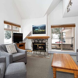 Whiski Jack at the Lake Placid Lodge — Sample Living Area