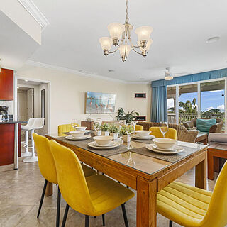 Divi Village Golf and Beach Resort — Sample 3-bedroom golf suite dining area