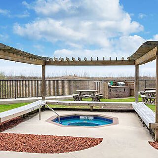 Ocean Club Resort Myrtle Beach, a Ramada by Wyndham — Whirlpool hot tub