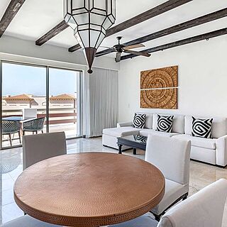 Hilton Vacation Club Cabo Azul Los Cabos — Sample villa living area
