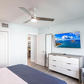 Sanibel Beach Club — Sample bedroom
