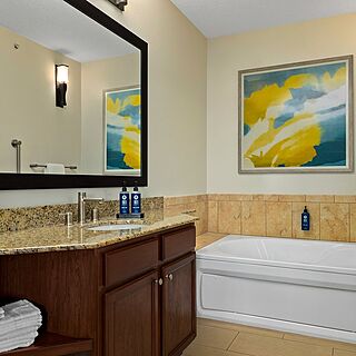 Club Wyndham Cypress Palms &mdash; Sample bathroom