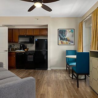 Club Wyndham Cypress Palms &mdash; Sample kitchen