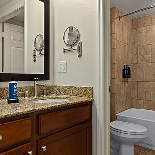 Club Wyndham Cypress Palms — Sample bathroom