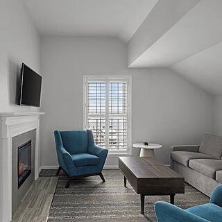 Club Wyndham Newport Onshore — Sample living area