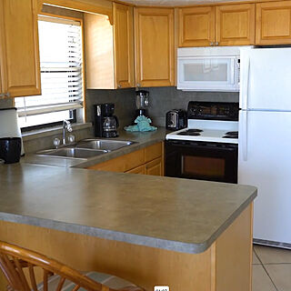 Jamaican on the Gulf &mdash; Sample kitchen