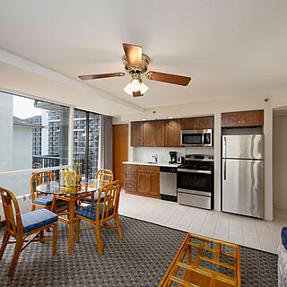 Imperial Hawaii Vacation Club &mdash; Sample living area