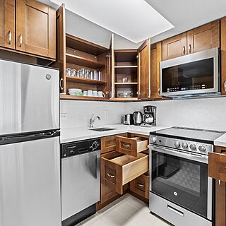Imperial Hawaii Vacation Club &mdash; Sample kitchen
