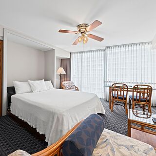 Imperial Hawaii Vacation Club — Sample bedroom