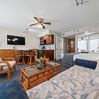 Imperial Hawaii Vacation Club — Sample living area