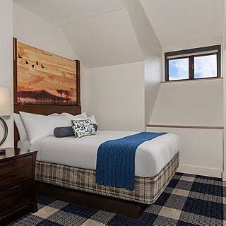 Marriott Grand Residence Club - Lake Tahoe — Sample three-bedroom residence bedroom