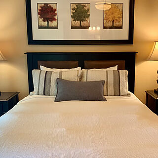 The Cottages of Port Stanton — Sample bedroom