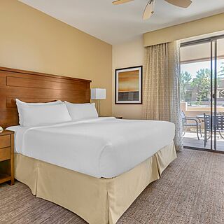 Hilton Vacation Club Scottsdale Links Resort &mdash; Sample bedroom