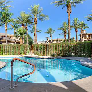 Hilton Vacation Club Scottsdale Links Resort — Outdoor whirlpool hot tub
