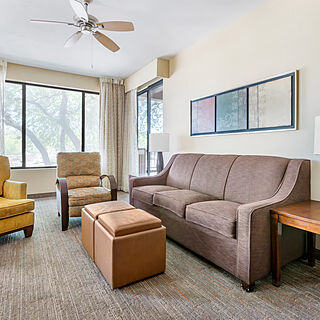 Hilton Vacation Club Scottsdale Links Resort &mdash; Sample living area